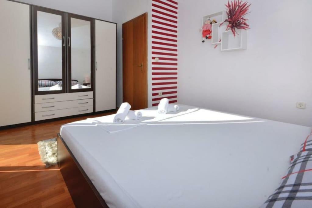 Joeduplex Seeview โปดสตรานา ภายนอก รูปภาพ